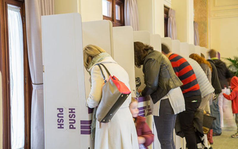 Governments, labor or liberal should get the boot after two or three terms