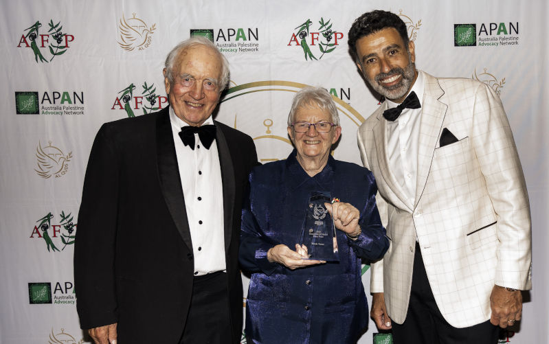 Wendy Turner wins Al Quds Peace Prize