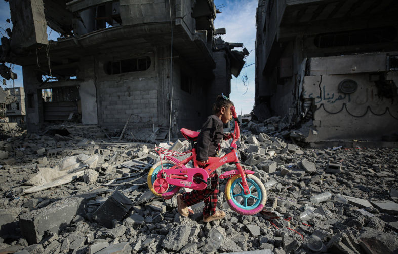 The hollow man seeks to lower the temperature