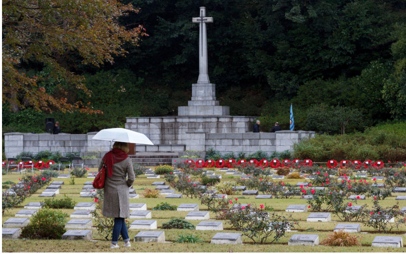 What is the Yokohama Commonwealth War Cemetery and what was Australia's response to it?