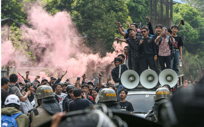 Absent – The 3D essentials: Discipline, direction and determination