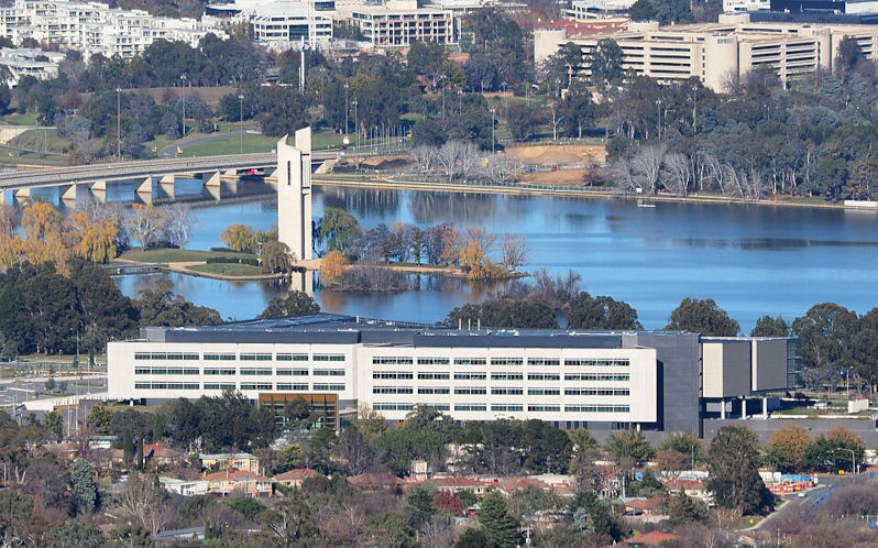 ASIO needs a boss who can stand above the tumult