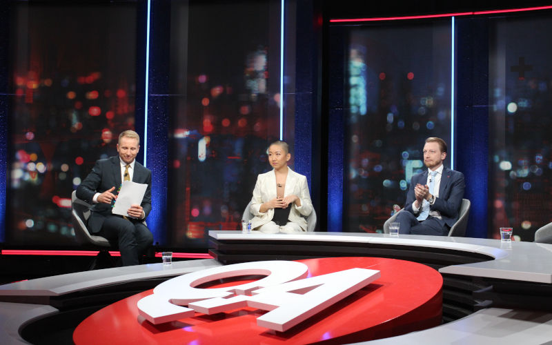 A sociology of Q&A: what is addressed, what is missed?