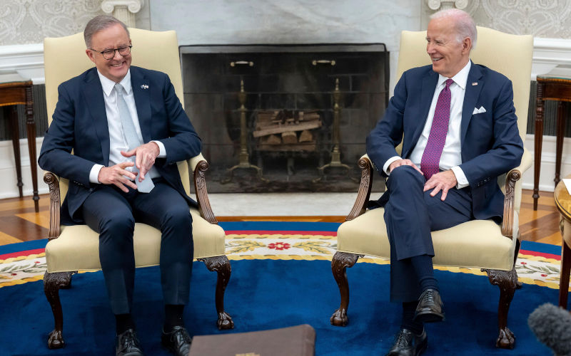 The US doesn't “hold the world together”. It breaks it apart