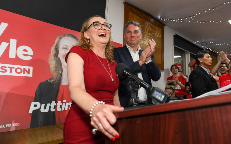 Chinese-Australians' political awakening was a big factor in Labor's win in Aston