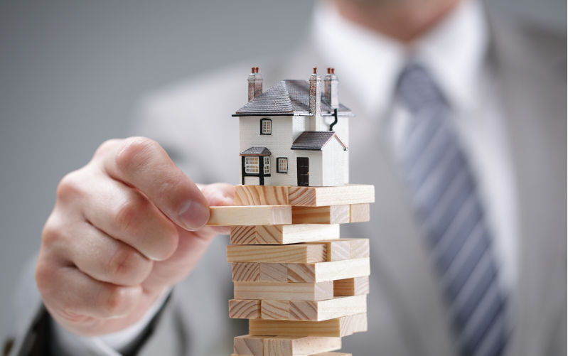 Canberra bureaucrats commissioning NT houses unfit for purpose