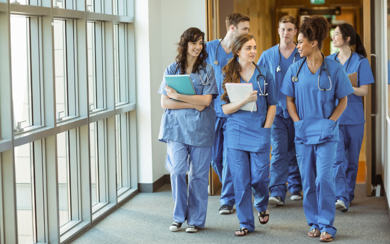 Do universities with medical schools fail on fossil fuels?