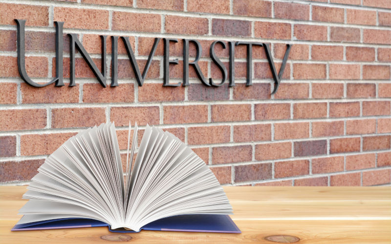 Media must reform to restore public trust: Schmidt