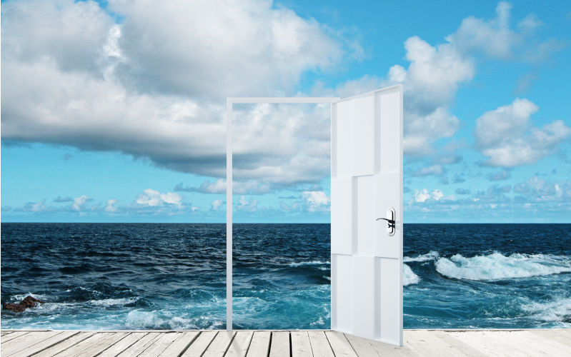 “Barn of Broken Doors”: Nauru poet deplores offshore detention