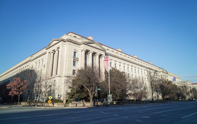 Assange in plea deal talks