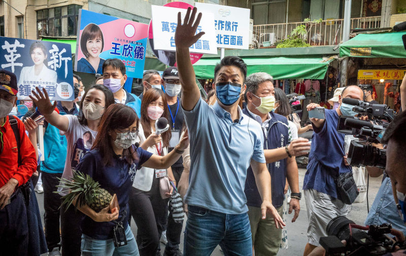 Taiwan backs Chiang Kai-shek’s  great grandson in push for peace with Beijing