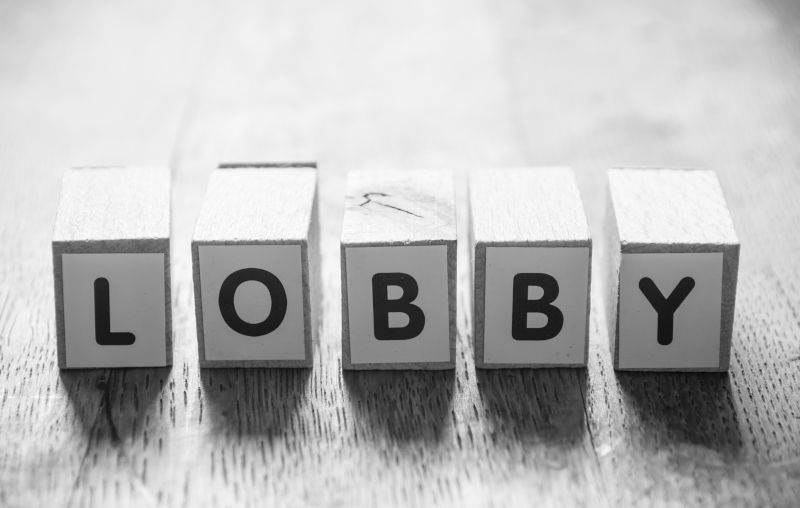 Towards an effective lobbying regulatory scheme