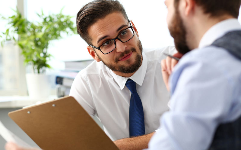 How much paid help for independent MPs?