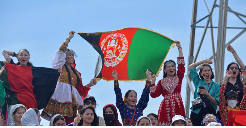 After fleeing the Taliban, the Afghan women’s cricket team is finally playing together – in Australia