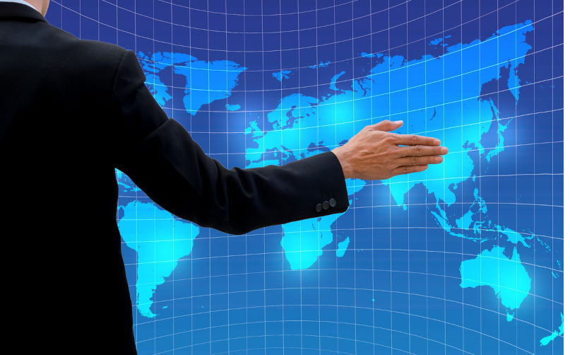 We're right behind you: The AUKUS delusion